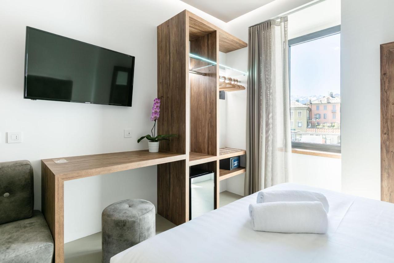 Domus Cavour Rooms&Suites Tirano Exterior photo